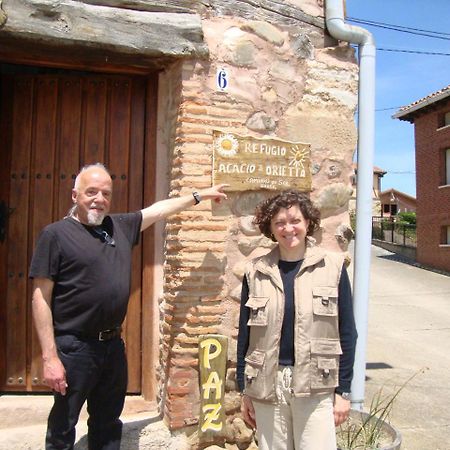 Refugio Peregrinos Acacio & Orietta Hostel Viloria de Rioja Luaran gambar