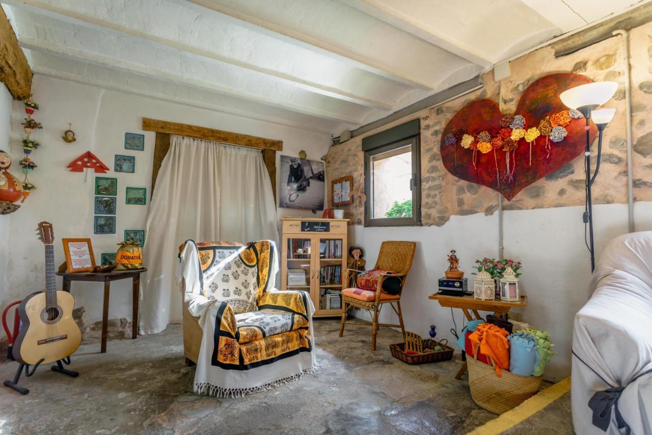 Refugio Peregrinos Acacio & Orietta Hostel Viloria de Rioja Luaran gambar